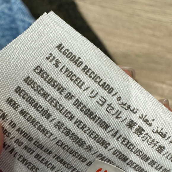 Abercrombie Fitch The Loose High Rise Jeans Light Wash Denim Women's Size 14R - Picture 9 of 10